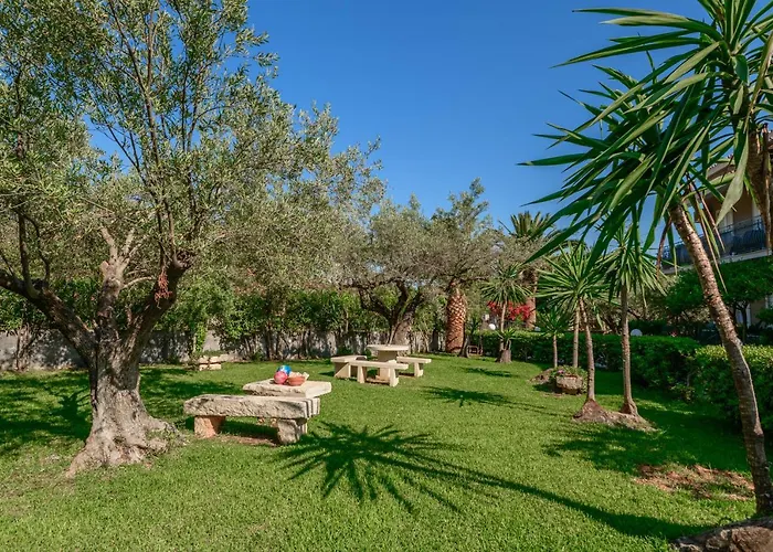 Evita Apartment Svoronata