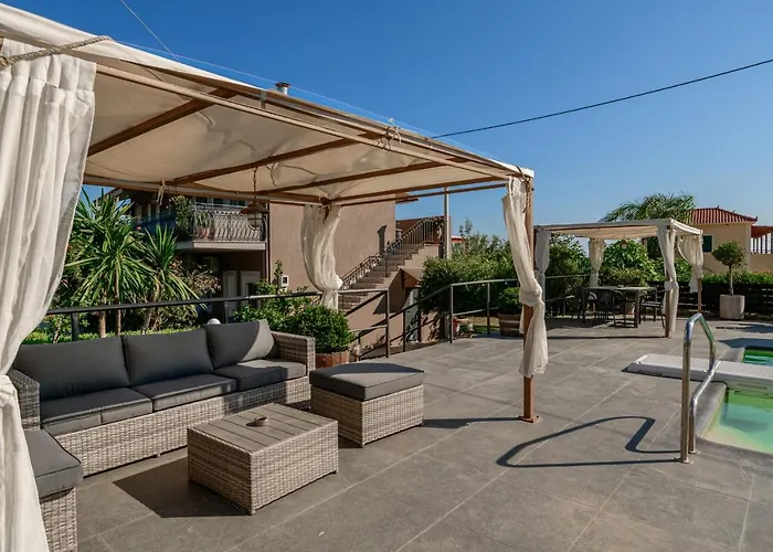 Evita Apartamento Svoronata